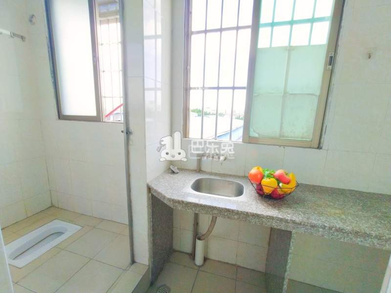 梦田公寓龙溪011店H栋5996408卫生间图18