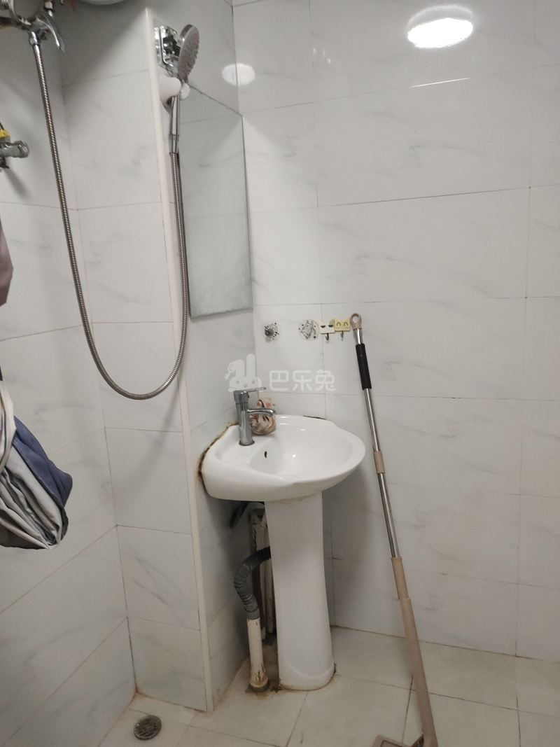 乾皓苑6003763卫生间图9