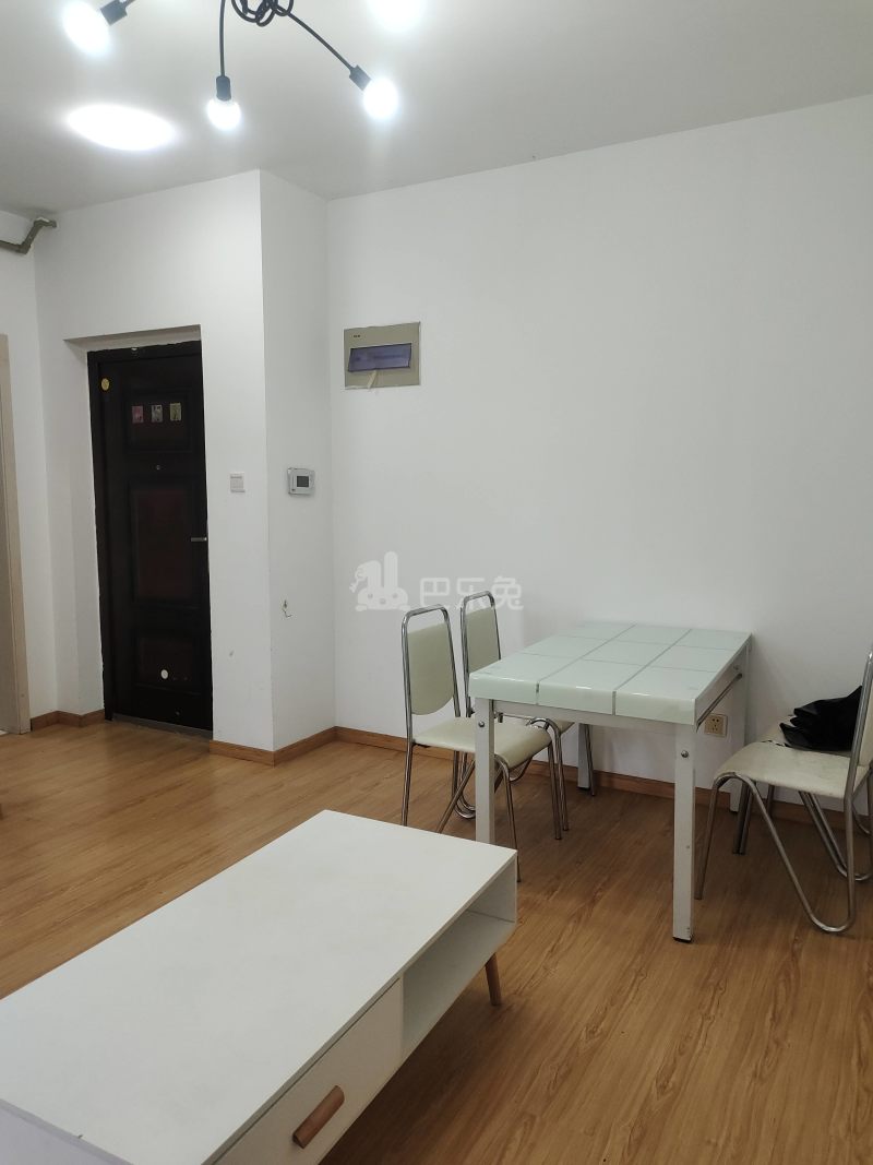 乾皓苑6003763客厅图5