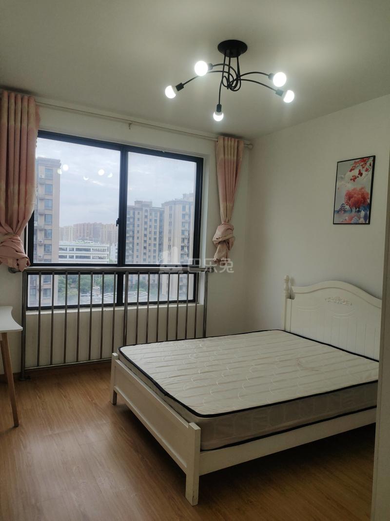 乾皓苑6003763卧室图0