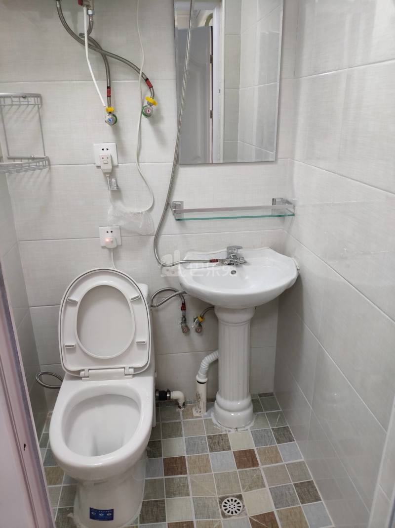 苗桐佳苑（芳华路788弄）6010153卫生间图5