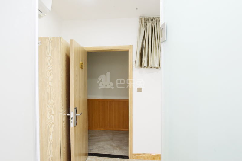 海颐白领公寓601517卧室图2