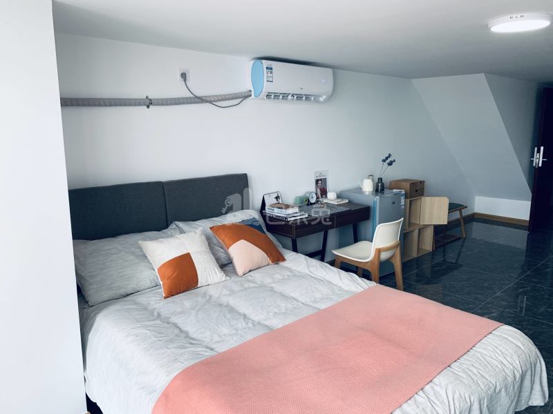 龙湖冠寓广州万博店6020670卧室图9