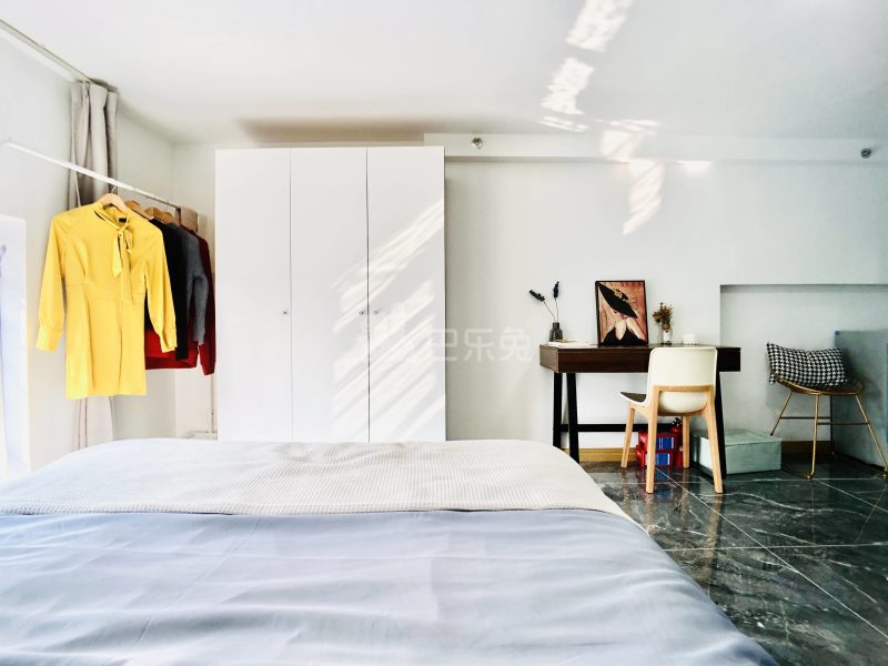龙湖冠寓广州万博店6020670卧室图5