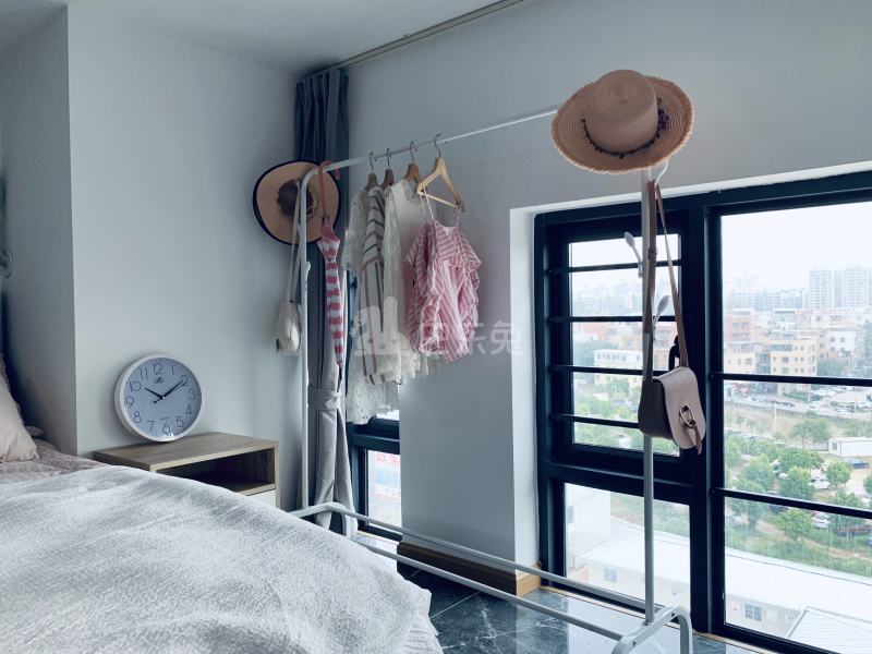 龙湖冠寓广州万博店6020671卧室图15