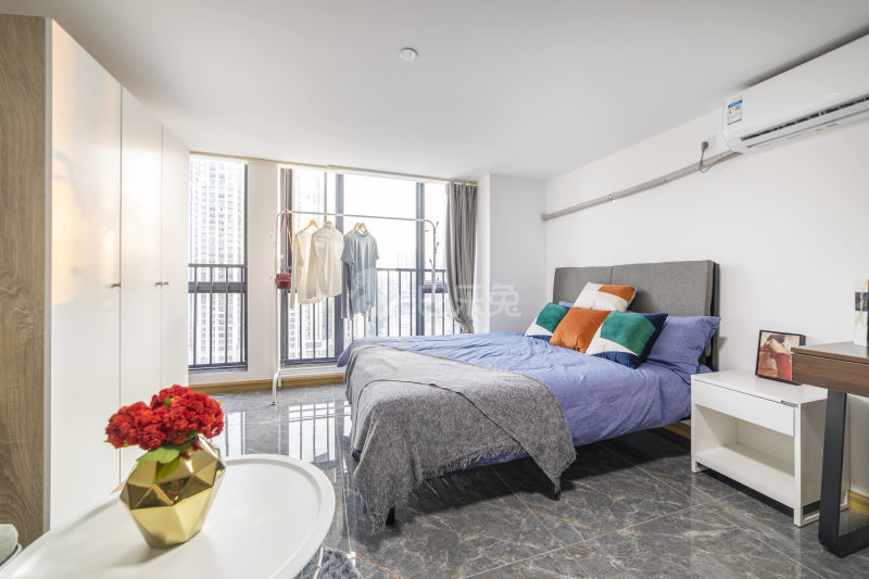 龙湖冠寓广州万博店6020671卧室图9