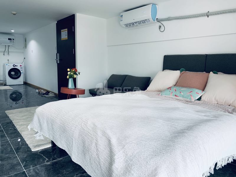 龙湖冠寓广州万博店6020672卧室图19