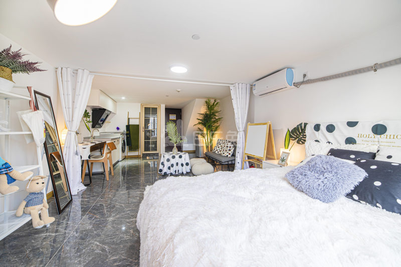 龙湖冠寓广州万博店6020672卧室图14