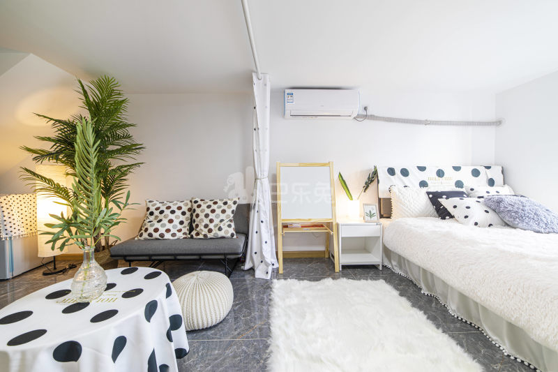 龙湖冠寓广州万博店6020675卧室图0