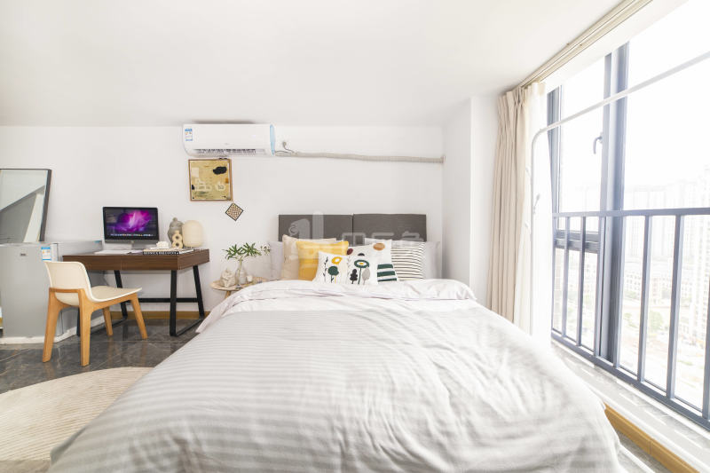 龙湖冠寓广州万博店6020679卧室图11