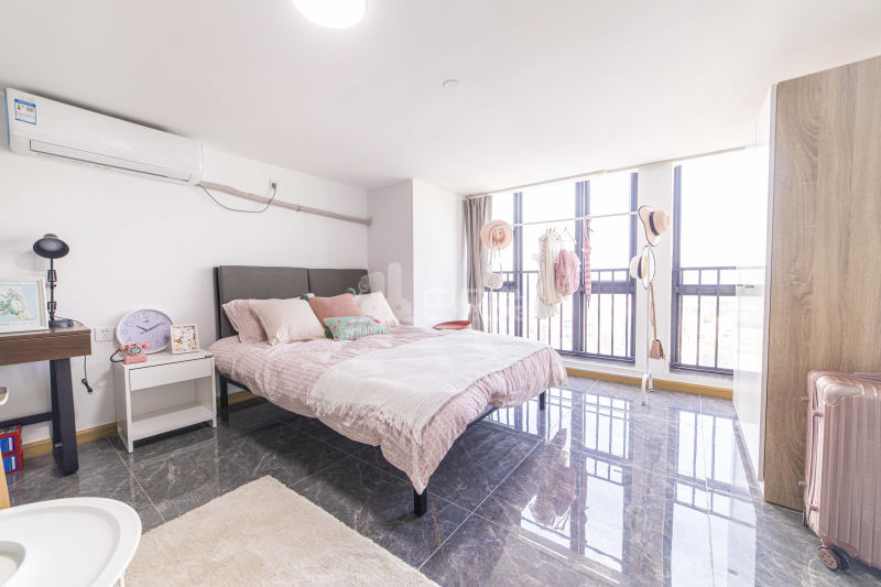 龙湖冠寓广州万博店6020679卧室图6