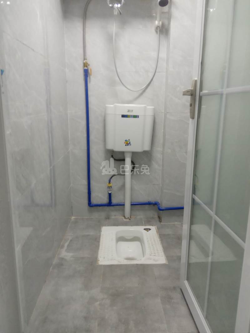 三元里机场路36号6032974卫生间图3