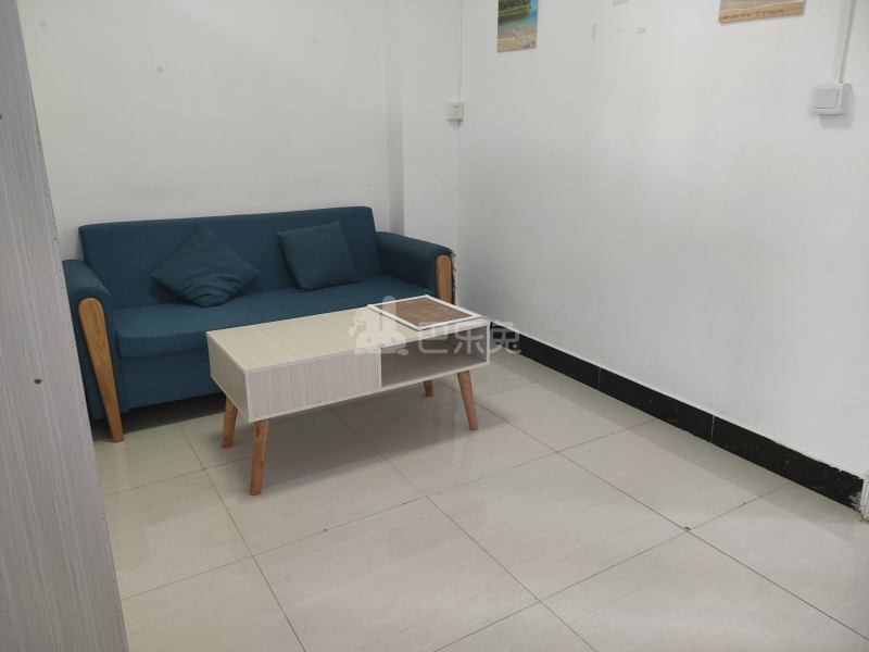 三元里机场路36号6032984客厅图4