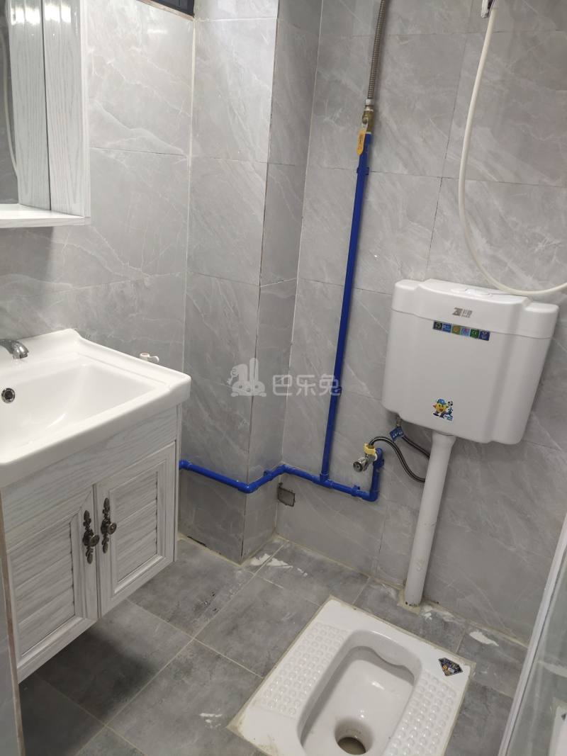 三元里机场路36号6032990卫生间图6