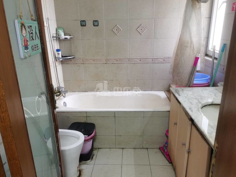 海叶新苑8237852卫生间图6