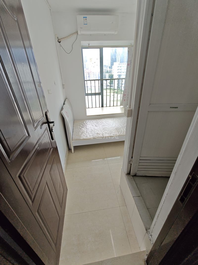 现代城华庭6050651卧室图1