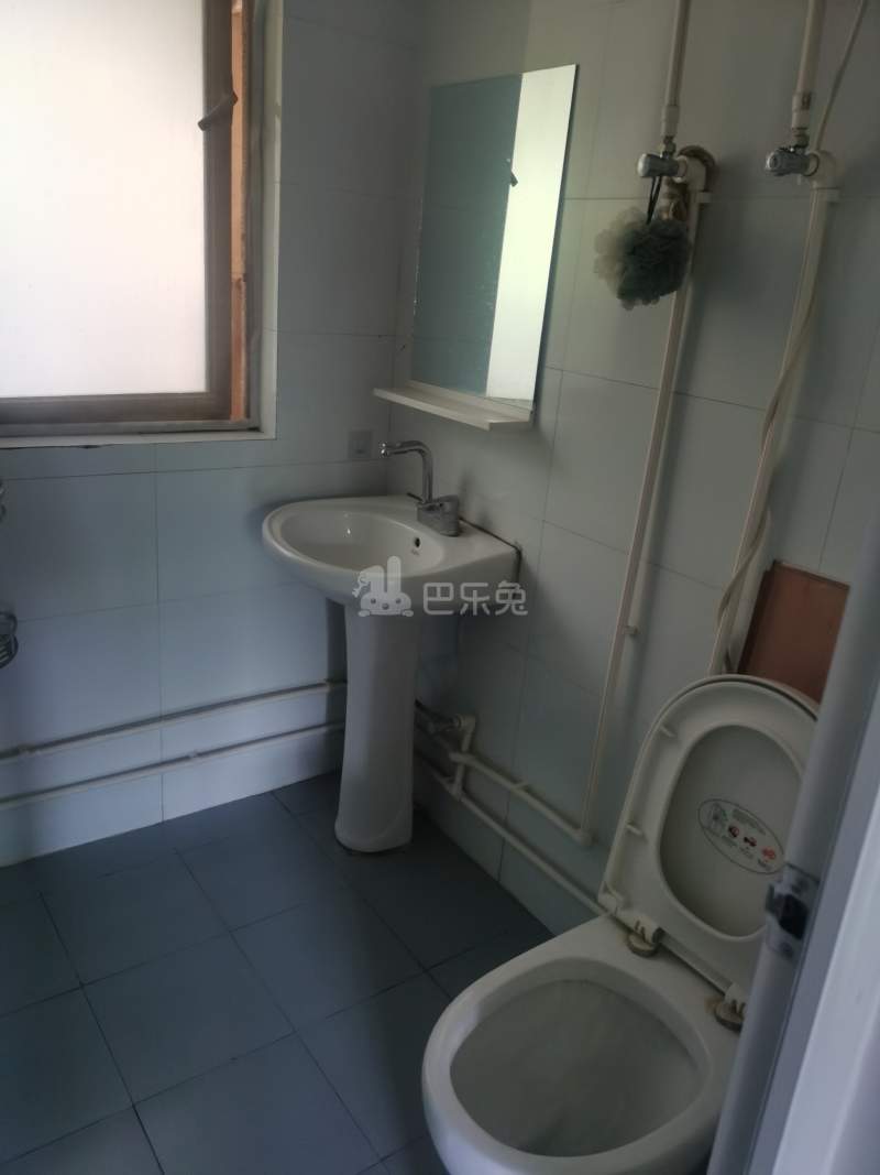 宝嘉誉府9856935卫生间图8