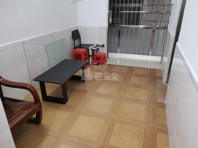 下元岗校前大街四巷6号6068207客厅图9