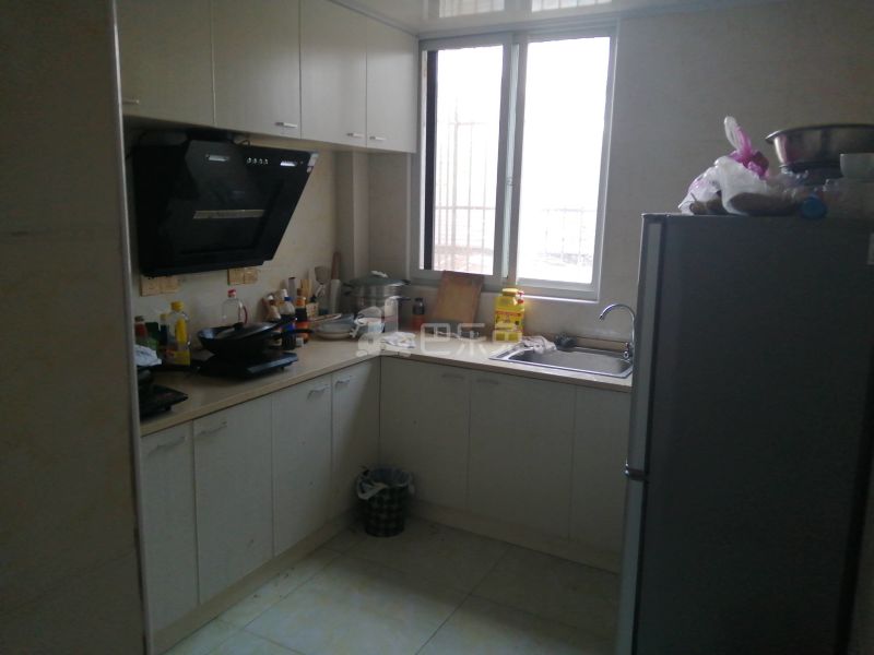 陆凌新村7922721厨房图7