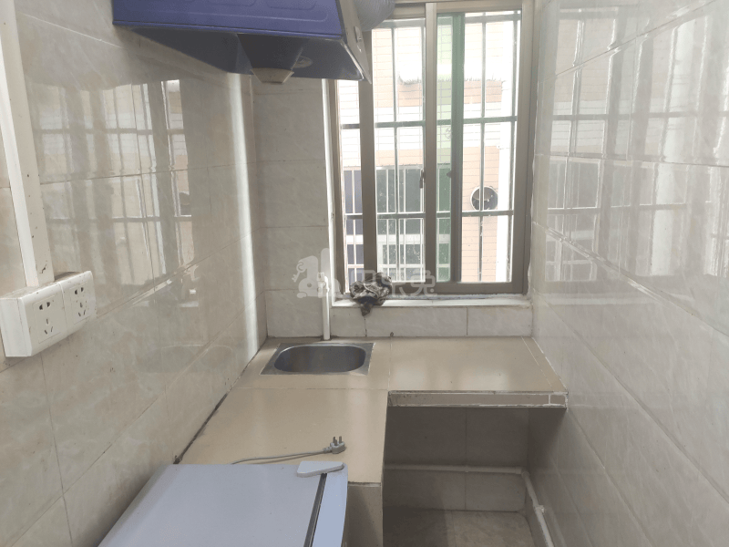 龙诚汇物业（龙洞村龙洞山庄大街6号）6073134厨房图9