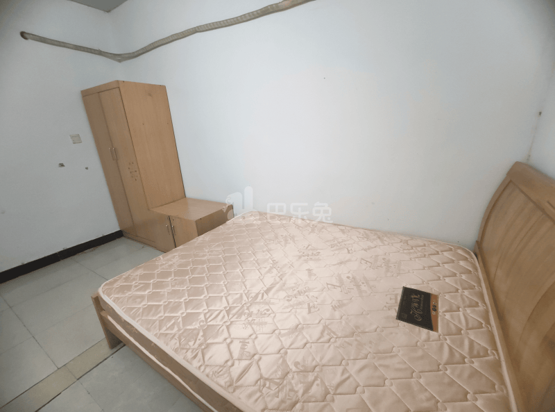 龙诚汇物业（龙洞村龙洞山庄大街6号）6073134卧室图4