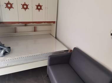 拾年一寓（上社口岗新大街29号） 1室0厅1卫