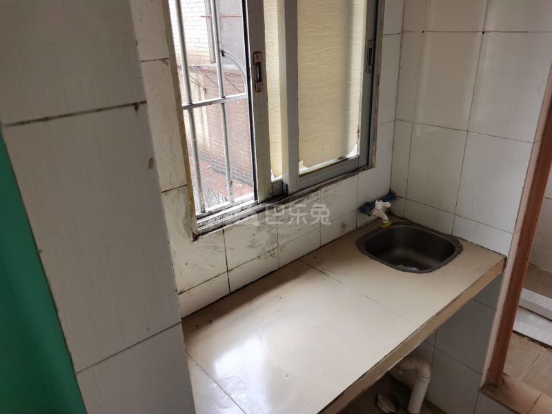 新市西街南二巷1号6085136厨房图4