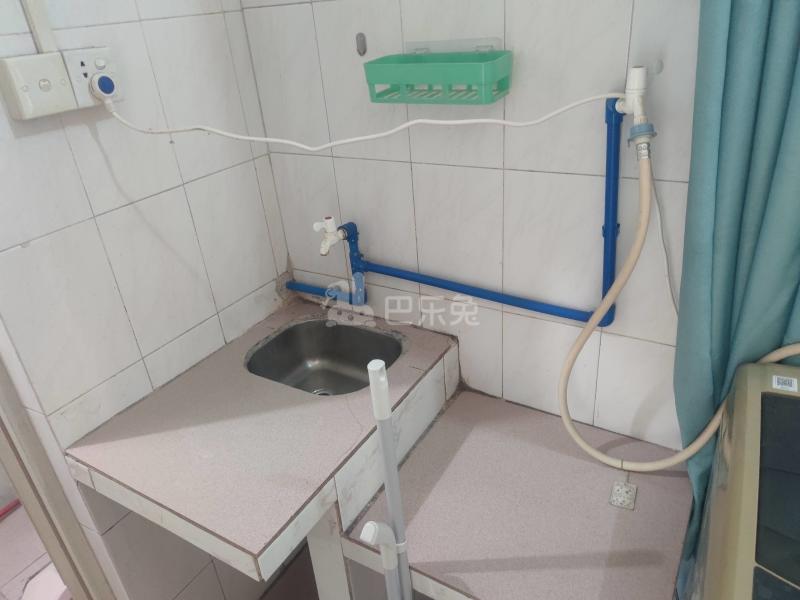 石牌朝阳北大街十三巷2号6085290厨房图5