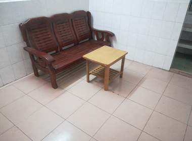 石牌塘边大街六巷11号 1室1厅1卫