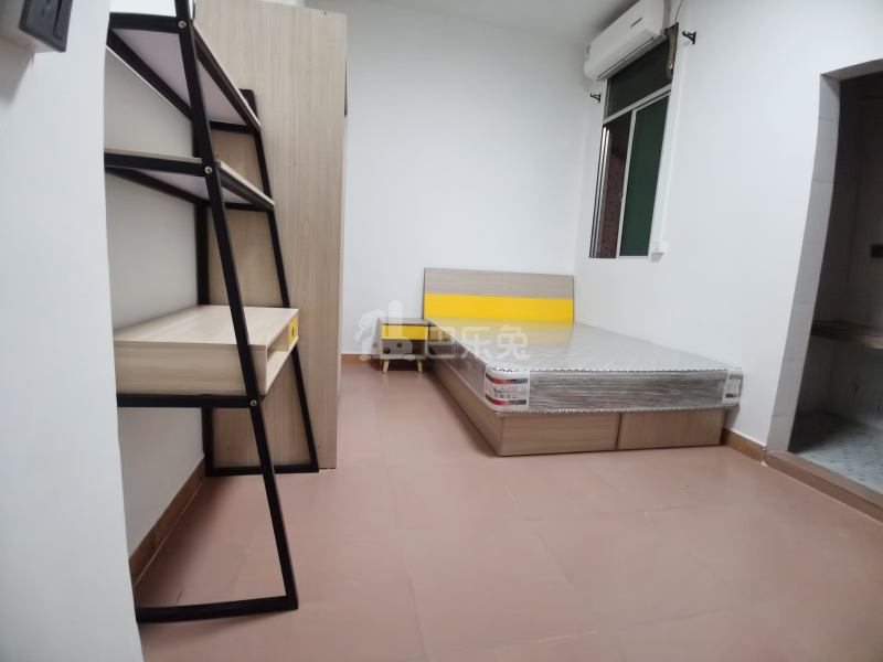 龙洞西大街42号6085328卧室图0