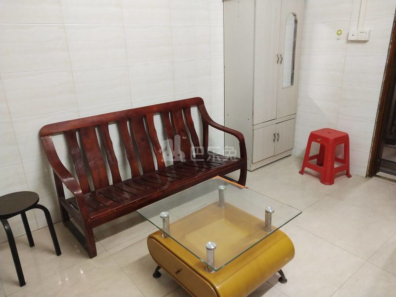 大山村新桥坊后街5号6088568客厅图5