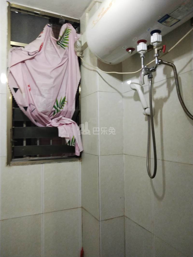 大山村新桥坊后街5号6088568卫生间图11