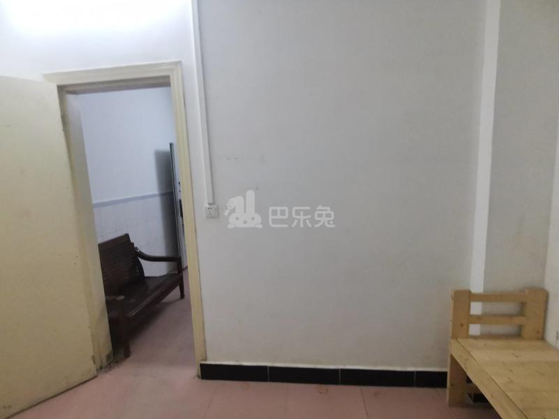 长湴西街七巷13号6094121卧室图0