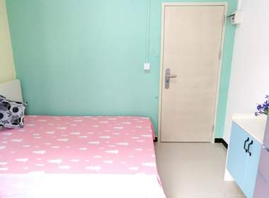 窝儿公寓A店 1室0厅1卫