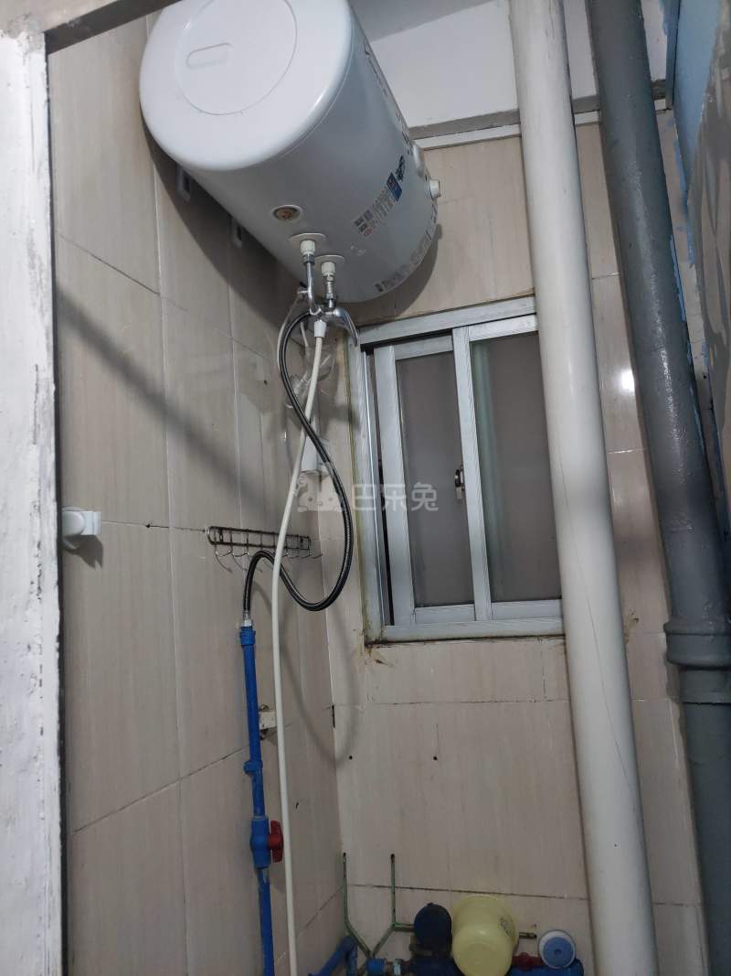 上元岗和平巷16号6108493卫生间图13