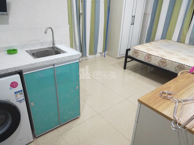 下元岗前进巷1号6111113客厅图4