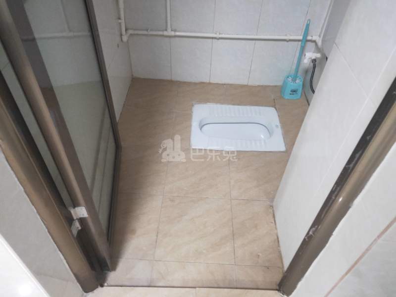 下元岗前进巷1号6111113卫生间图6