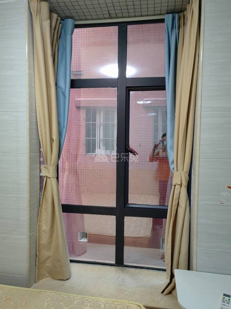 江夏村北二路六巷7号6111310卧室窗户图10