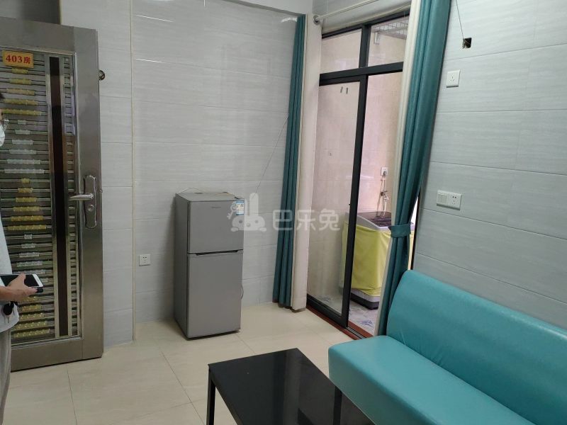 江夏村北二路六巷7号6111310客厅图4