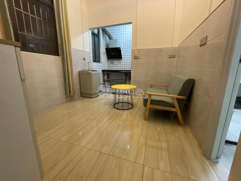 上元岗平安巷1号之一6112169客厅图5