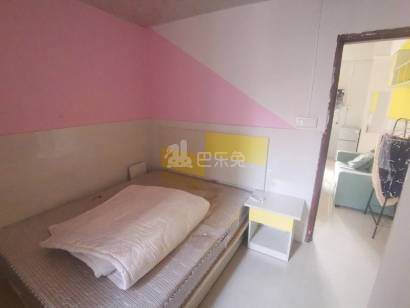 舒鑫公寓（大石大山村大涌路大成坊37号）6112711卧室图1