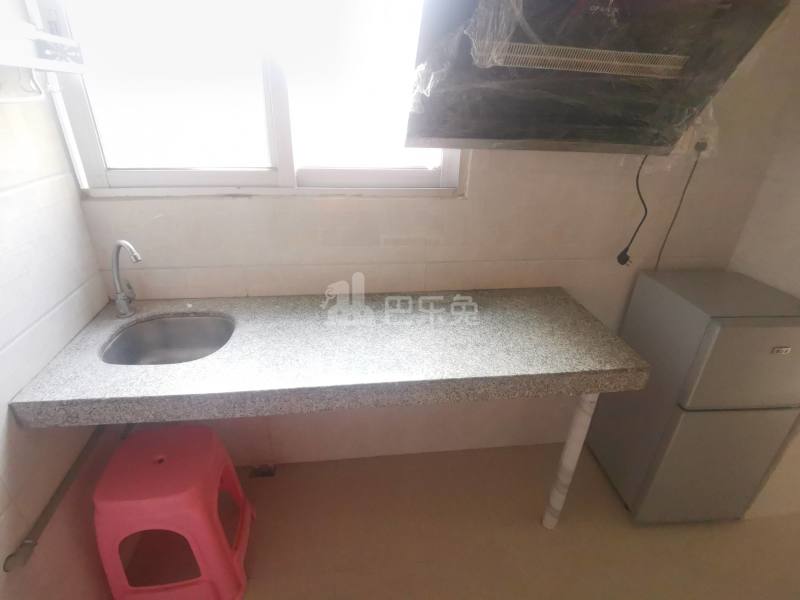 舒鑫公寓（大石大山村大涌路大成坊37号）6112711厨房图7