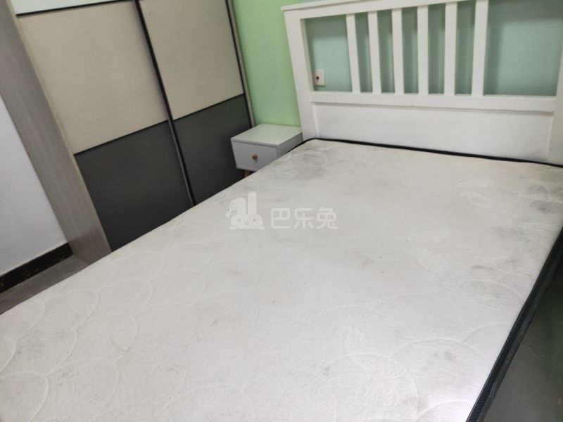 华秀雅苑6127073卧室图1