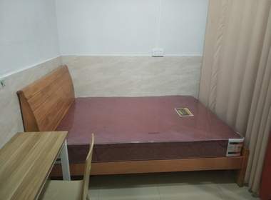 江夏松猫岭一巷6号 1室0厅1卫