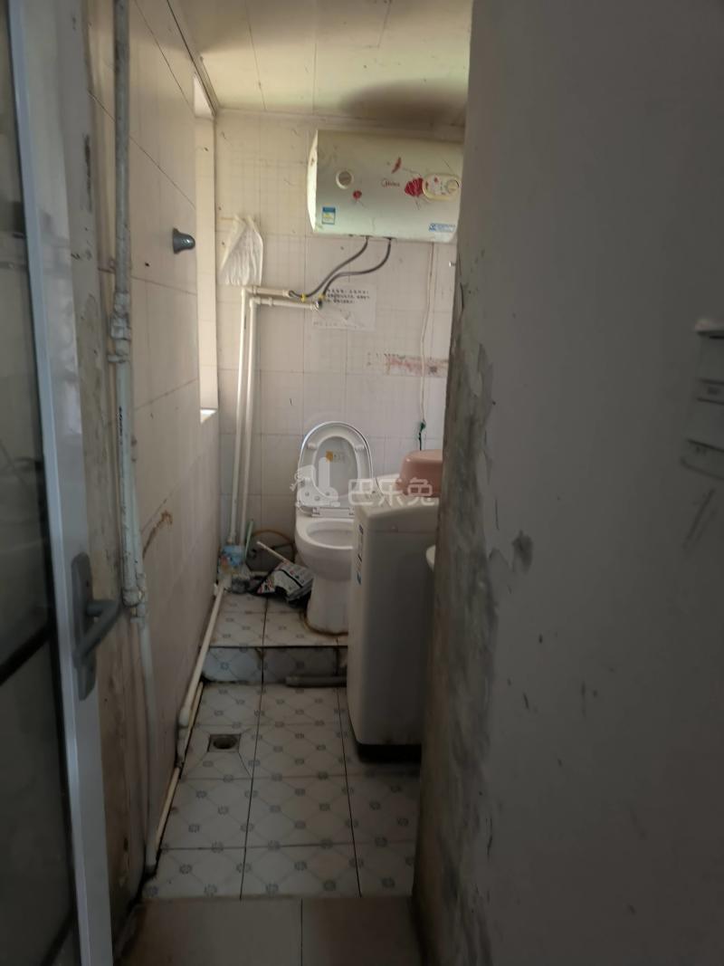 大华锦绣华城第四街区（振东花苑小区）210154卫生间图9