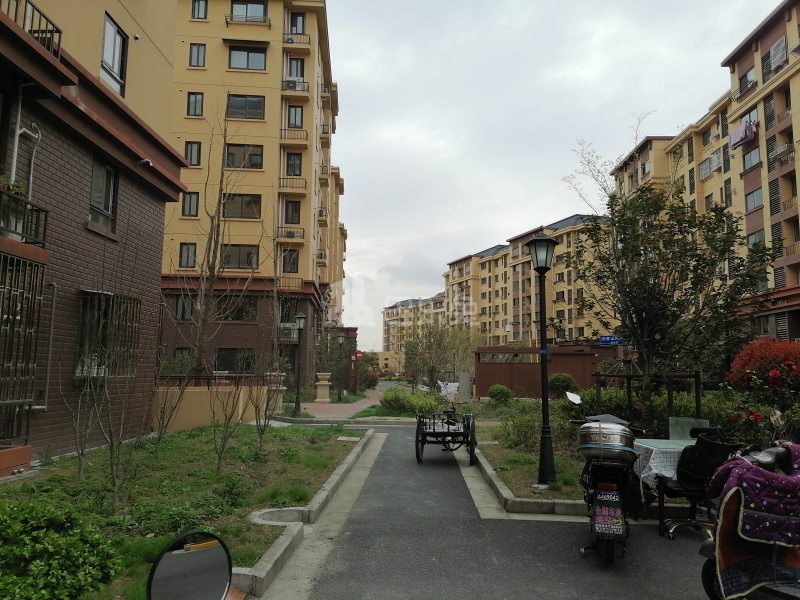 上海松江_佘北家园士辰苑_2室1厅1卫_整租朝西北_刘家山路1088弄28号-