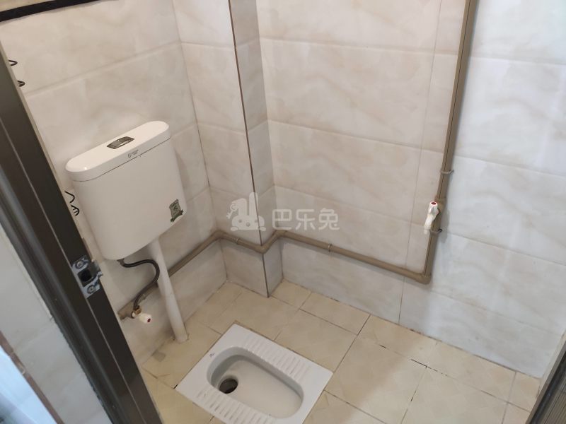 居仁街4号6145505卫生间图7