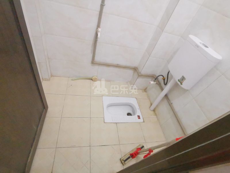 居仁街4号6145506卫生间图7