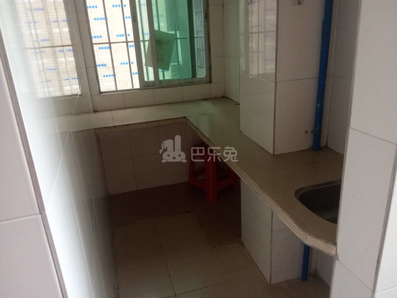 江夏村西头大街30号6147734厨房图4