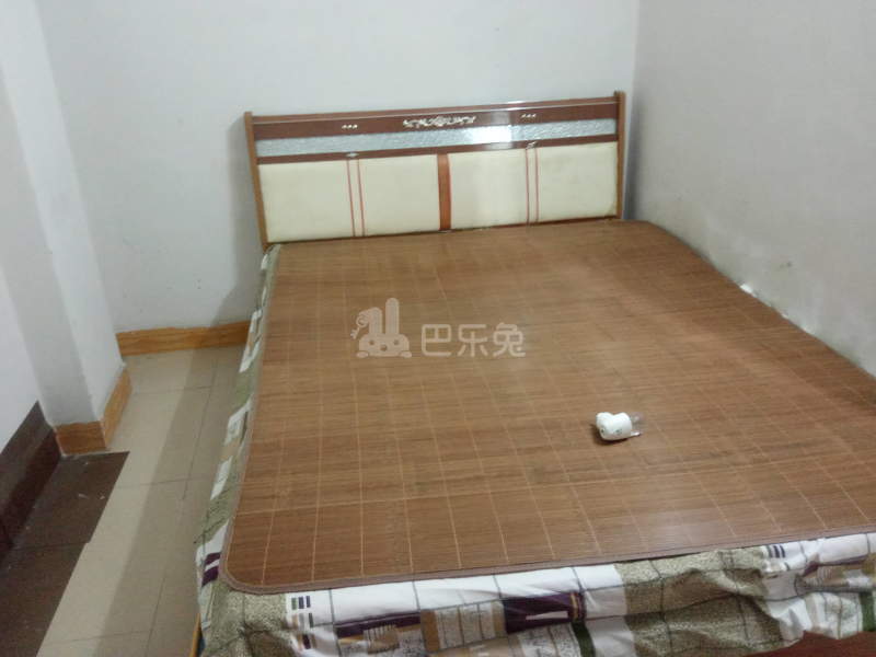 江夏村西头大街30号6147734卧室图1